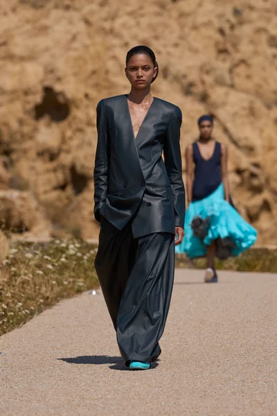Look 21